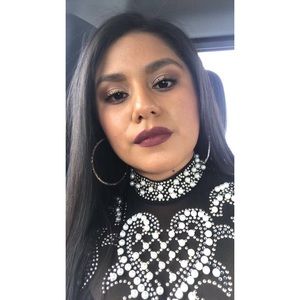 Meet your Posher, Hazel